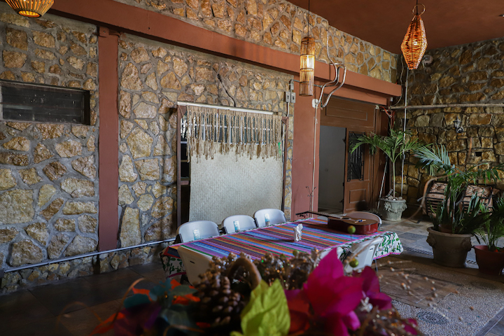 Hotel Bugambilias common area